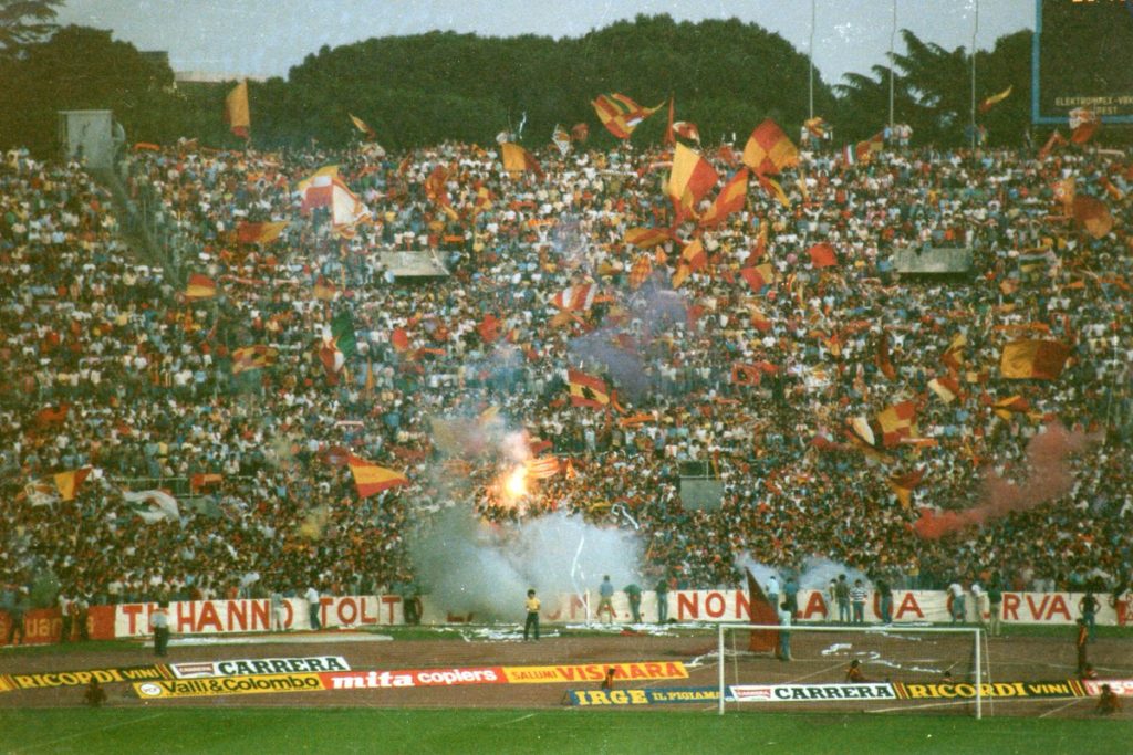 Saluto dei tifosi della Roma a Di Bartolomei